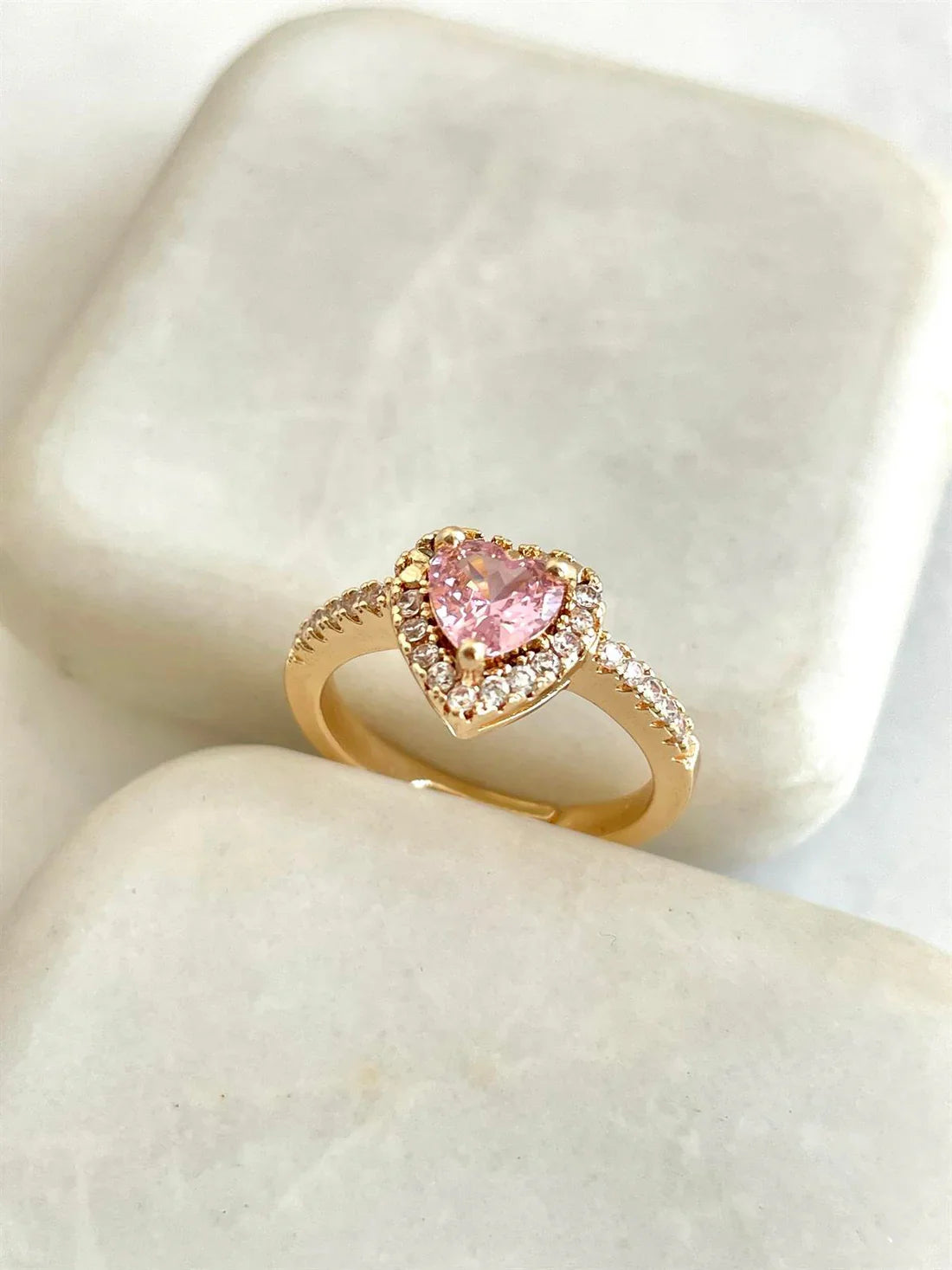 PEMBE ZİRKON TAŞLI PANDORA YÜZÜK